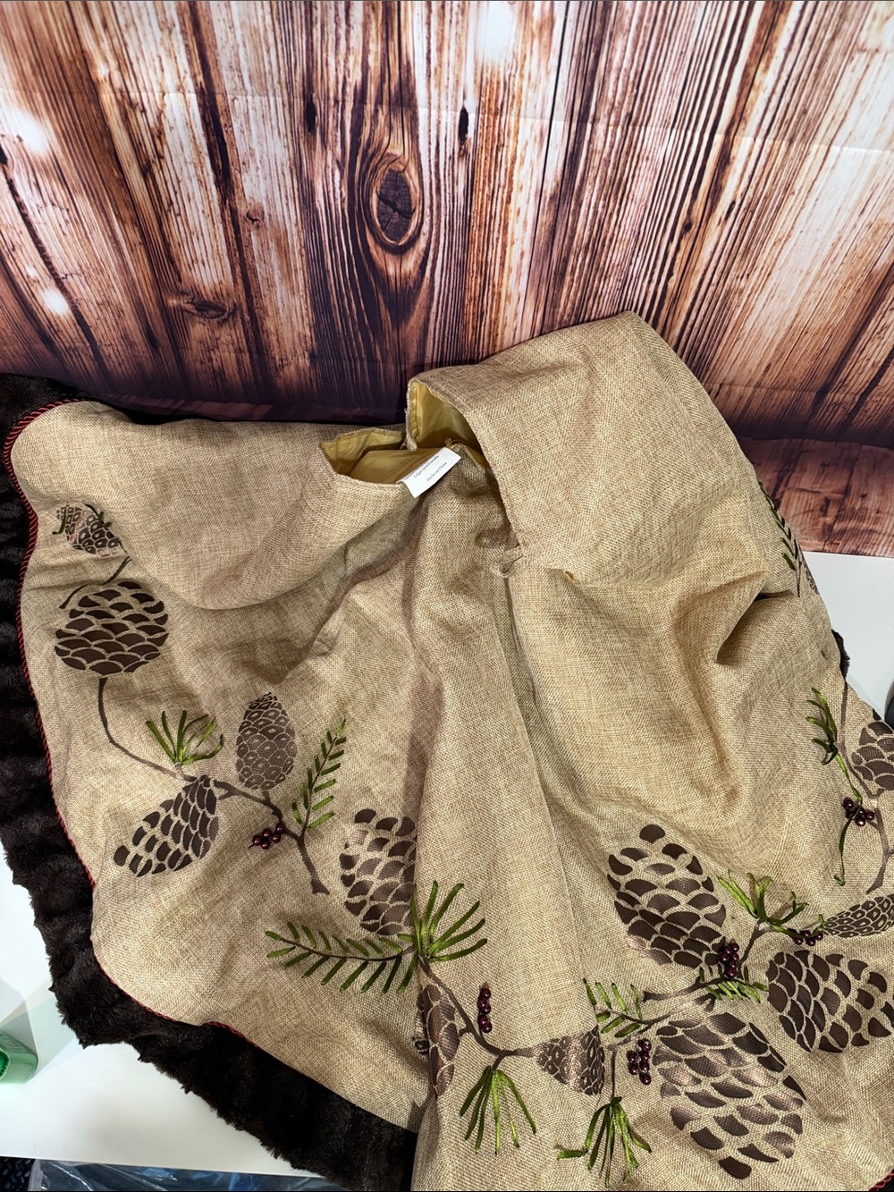 Embroidered Pinecone Tree Skirt in Beige
